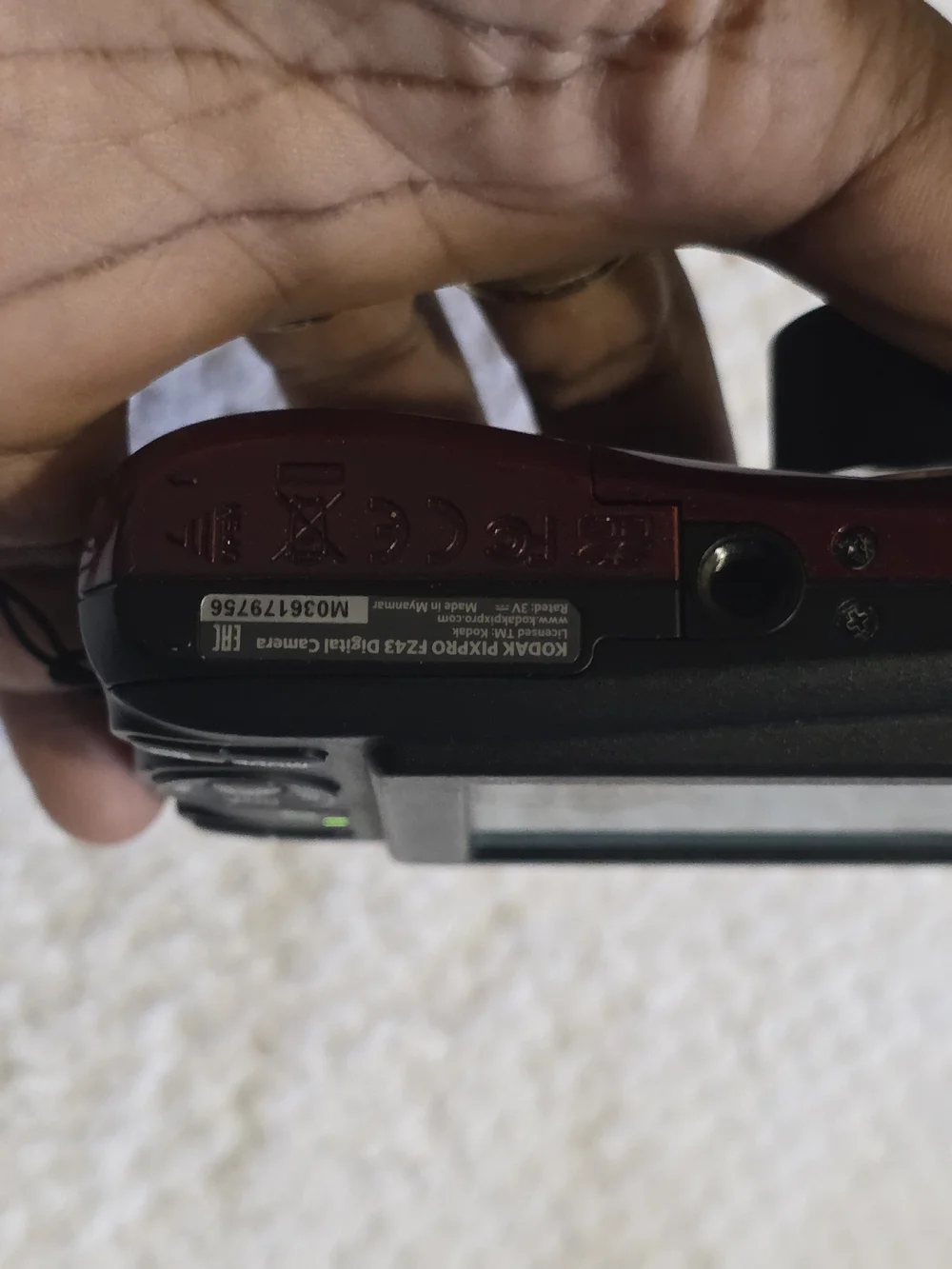 Kodak PIXPRO FZ43 Compact Digital Camera - Metallic Red